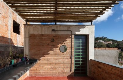 Casa no Pomar do Cafezal | Coletivo Levante