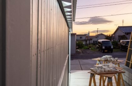 Atelier with Corridor | Takayuki Kuzushima and Associates