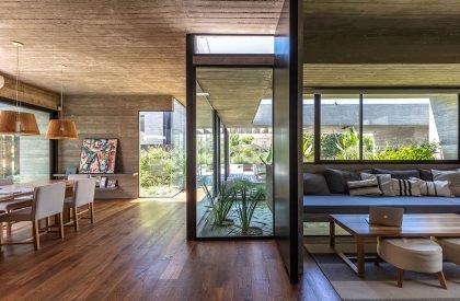 Pilara House | Besonías Almeida arquitectos