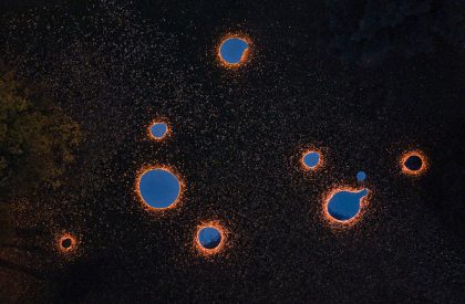 Mirrors of Zlín | Loom on the Moon