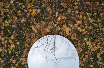 Mirrors of Zlín | Loom on the Moon