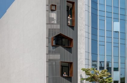 Multiple Space Complex House | Story Architecture