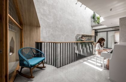 Multiple Space Complex House | Story Architecture