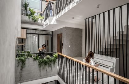 Multiple Space Complex House | Story Architecture