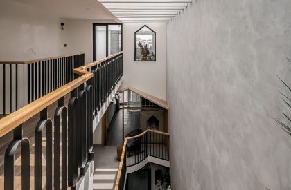 Multiple Space Complex House | Story Architecture