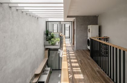 Multiple Space Complex House | Story Architecture