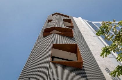 Multiple Space Complex House | Story Architecture