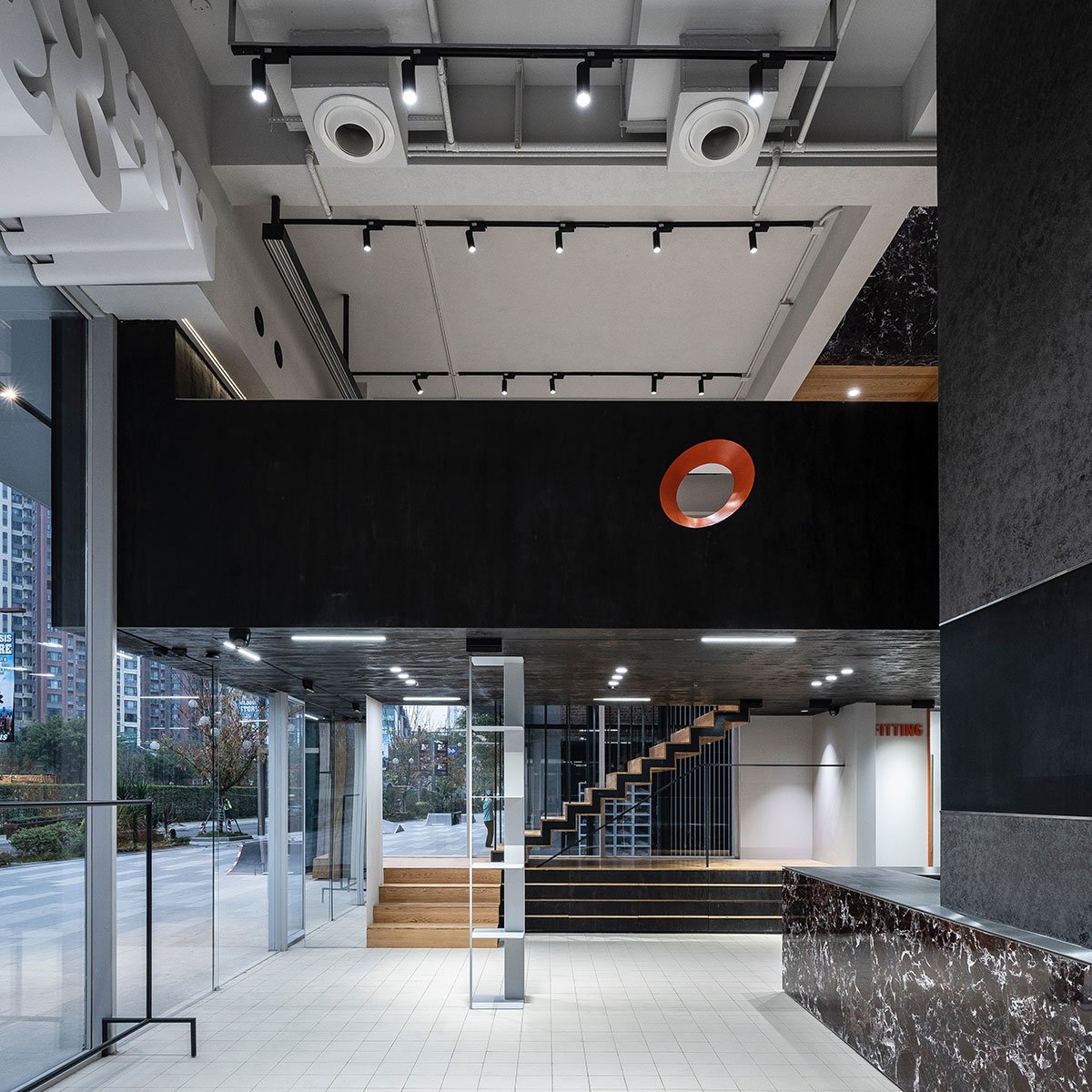 Layered Streetism_WHOOSIS Chengdu Store Space Design | Fon Studio