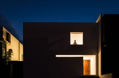 The Cave | COTAPAREDES Arquitectos