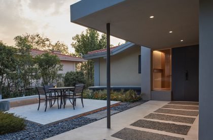 House Rooted in the Soil | KiKi ARCHi