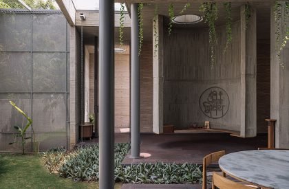 Jungalow 2 | Neogenesis + Studio261