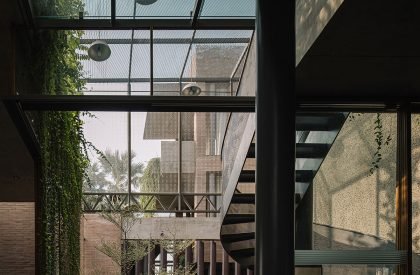 Jungalow 2 | Neogenesis + Studio261