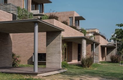 Jungalow 2 | Neogenesis + Studio261