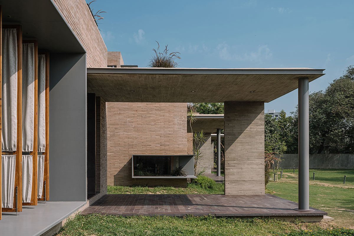 Jungalow 2 | Neogenesis + Studio261