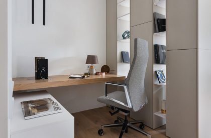 Minimalist apartment with a colour splash | Alexander Tischler