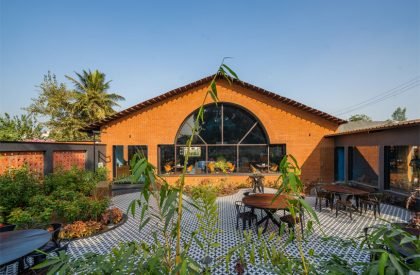 Retro Bistro Multi Cuisine Restaurant | Ace Associates