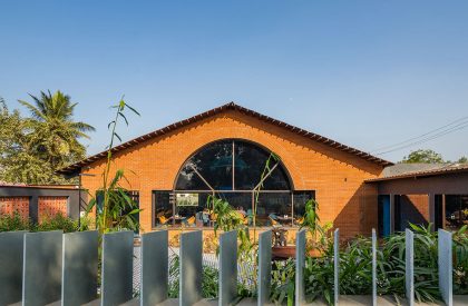 Retro Bistro Multi Cuisine Restaurant | Ace Associates