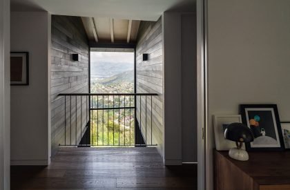 T house | ANX / Aaron Neubert Architects