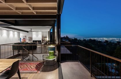 T house | ANX / Aaron Neubert Architects