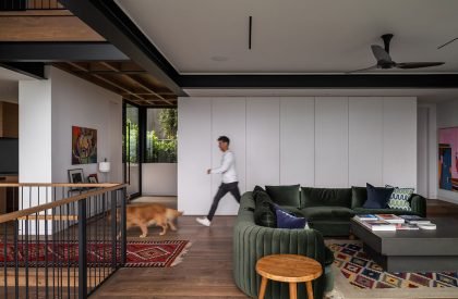 T house | ANX / Aaron Neubert Architects