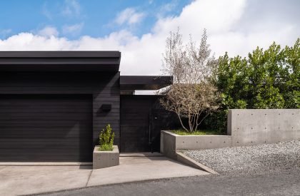 T house | ANX / Aaron Neubert Architects