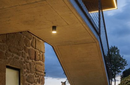 The Vagar – Country House | Filipe Pina Arquitectura + DB Arquitectos