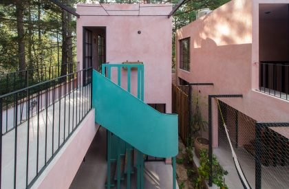 Villa Luciérnagas | Apaloosa Estudio de Arquitectura y Diseño + Valdez arquitectos