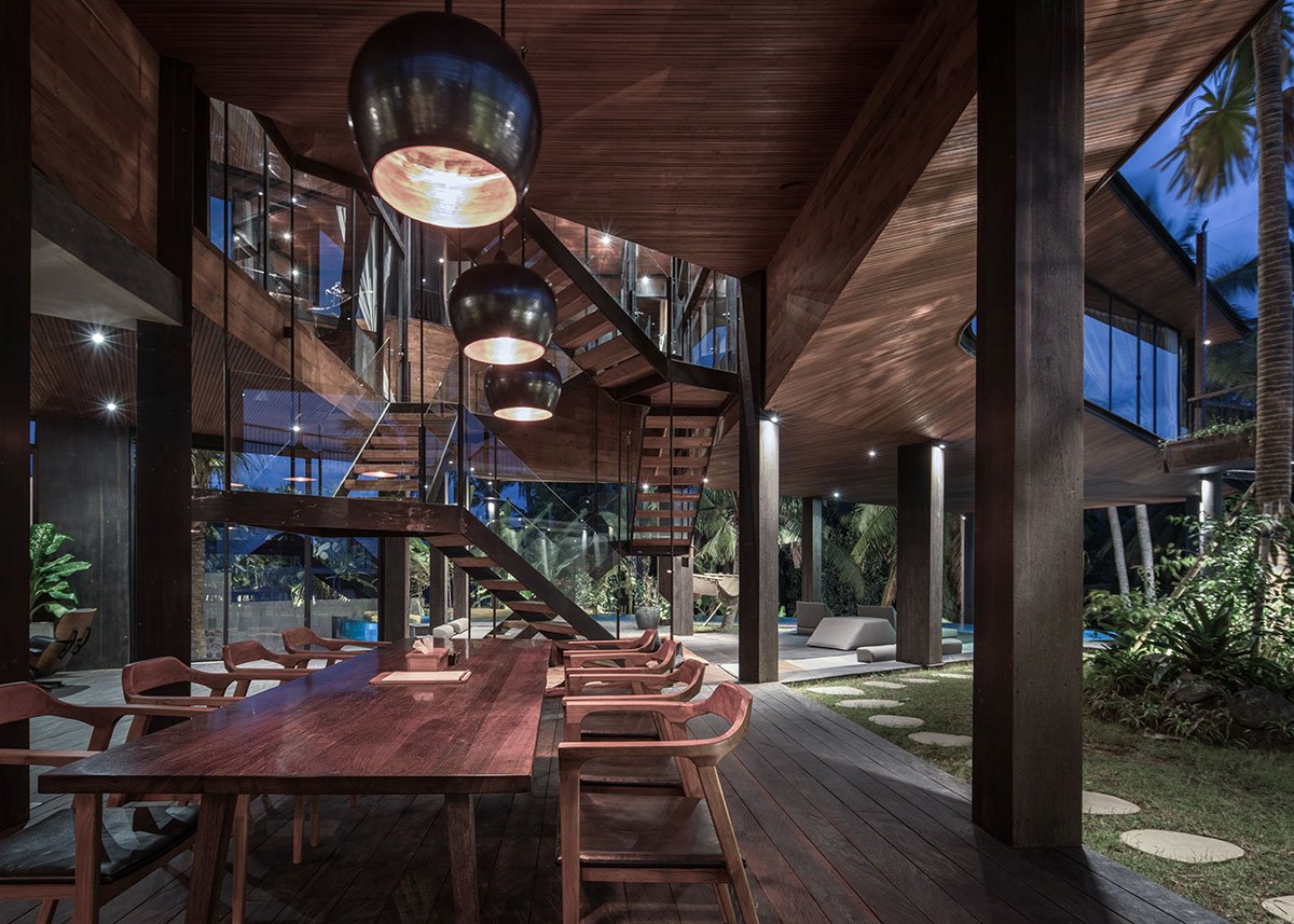 Butterfly House | Alexis Dornier