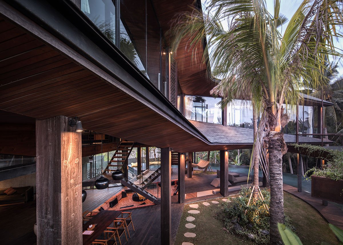 Butterfly House | Alexis Dornier