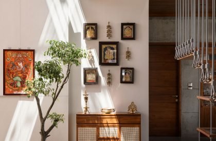 Carving a court of Quietude in a Bustling Cityscape | Mudbricks