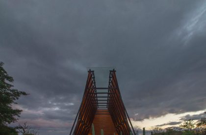 La Escondida Chapel | Apaloosa Estudio de Arquitectura y Diseño + Walter Flores arquitecto