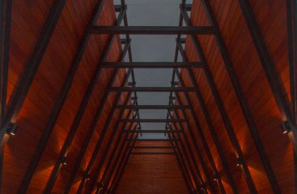 La Escondida Chapel | Apaloosa Estudio de Arquitectura y Diseño + Walter Flores arquitecto