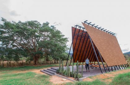 La Escondida Chapel | Apaloosa Estudio de Arquitectura y Diseño + Walter Flores arquitecto