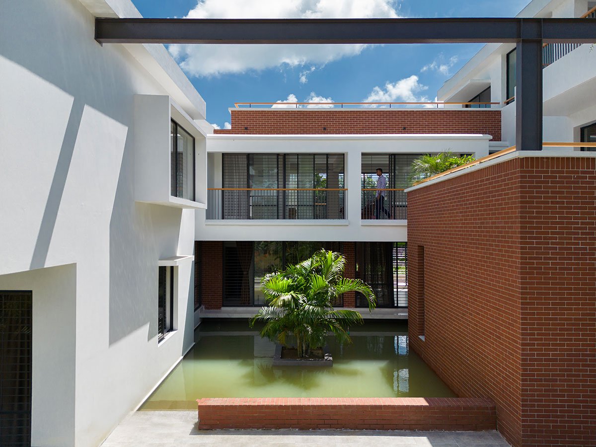 Jol Angina | 3 Points Consultant