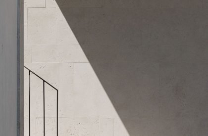 NR Pharmacy | Esquissos – Arquitectura e Consultoria