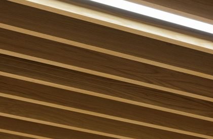 NR Pharmacy | Esquissos – Arquitectura e Consultoria