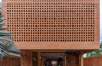 Nha Be House | Tropical Space