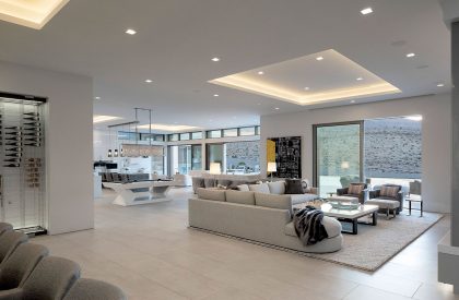 Sunset Summit Residence | Cushing Terrell