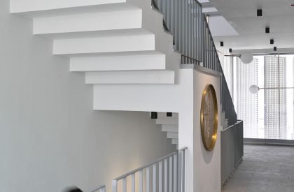 Veiled Building | KUN Studio