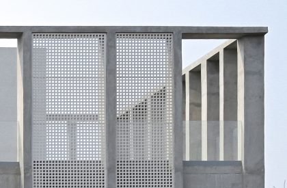 Veiled Building | KUN Studio