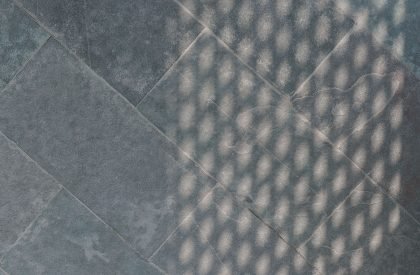 Veiled Building | KUN Studio