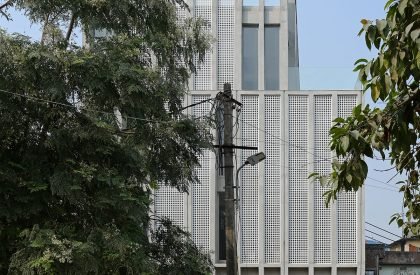 Veiled Building | KUN Studio