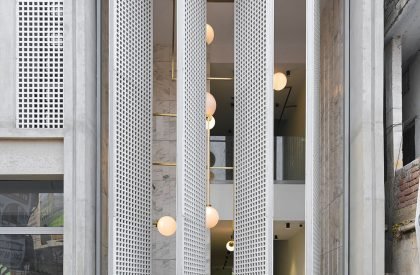 Veiled Building | KUN Studio