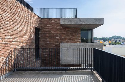 Ankle Residence (Dhananjana) – The Living Ensemble | Rahul Pudale.Design