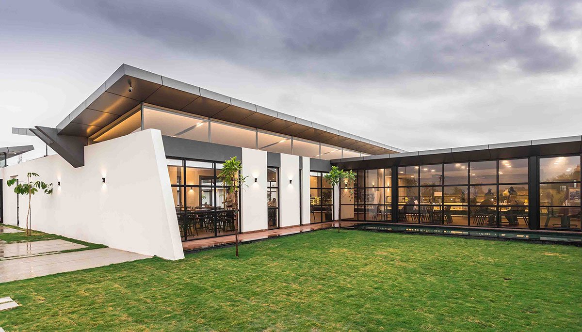 An Interlude - NH 75 | Collage Architecture Studio