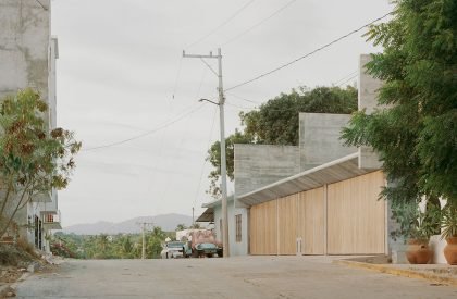 Casa VO / Casa WO | Ludwig Godefroy