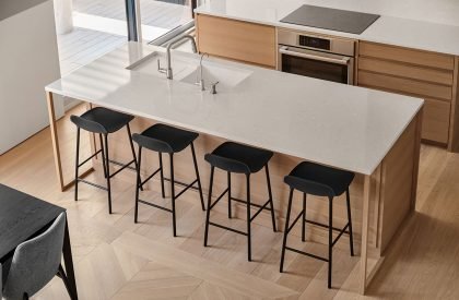 Dobie | Entre Quatre Murs