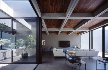 Ortho residence | APOLLO Architects & Associates Co., Ltd