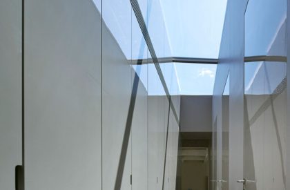 Ortho residence | APOLLO Architects & Associates Co., Ltd