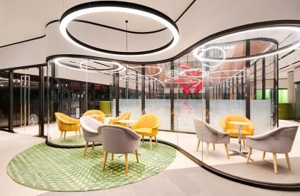 SOHO 3Q Chengdu | Superimpose Architecture